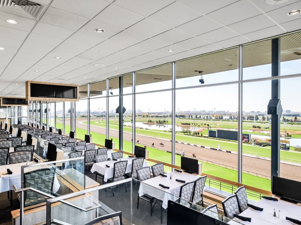 Post Parade Dining Room A King's Plate Dining Experience At Woodbine Racetrack