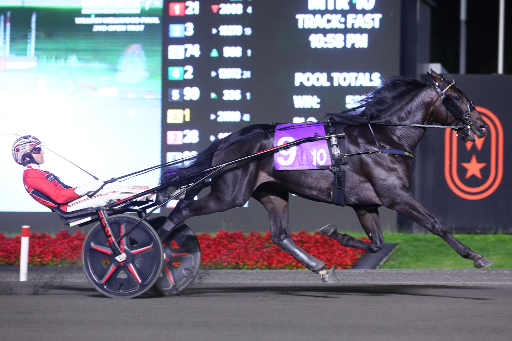 Maryland and Dexter Dunn winning the William Wellwood Memorial. (New Image Media)